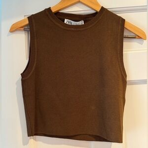 Cropped sweater tank